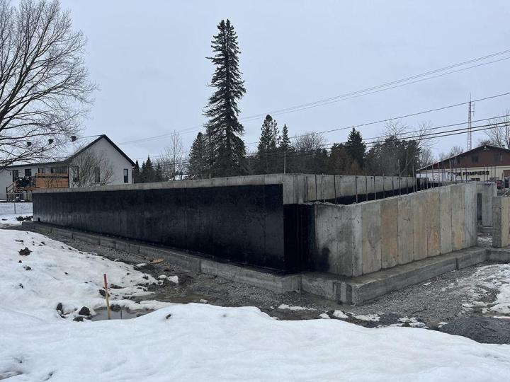 Enduit bitumineux pulvériser Cowansville