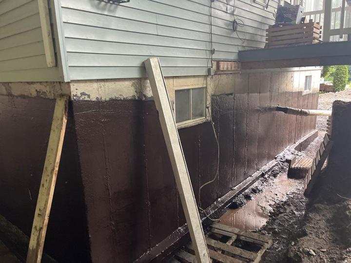 Enduit bitumineux pulvériser Cowansville