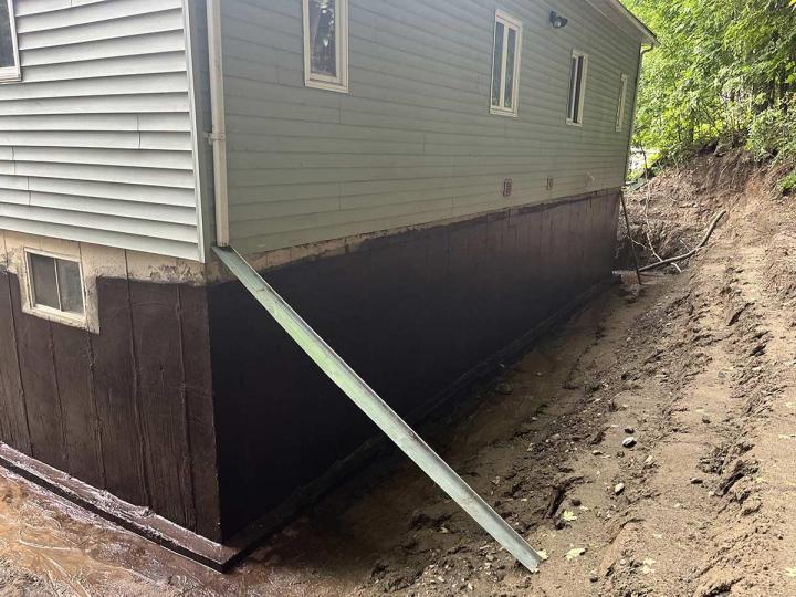 Enduit bitumineux pulvériser Cowansville